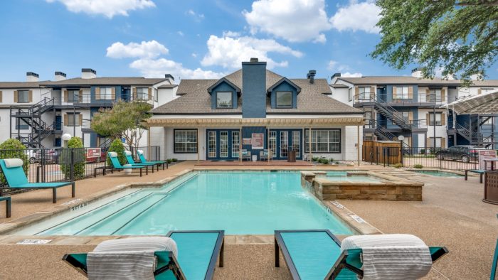 the pool at The Grant Valley Ranch